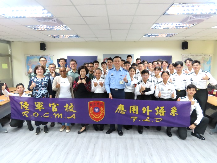 1131122-The Department of Applied Foreign Languages at ROCMA visited the GIIS-1